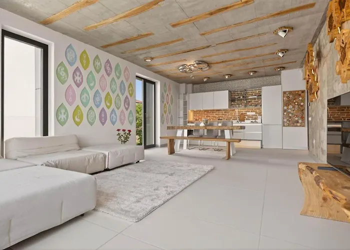 Design Lux Harmony In Bamboo Garden,no Shoes Allowed Inside شقة فارنا