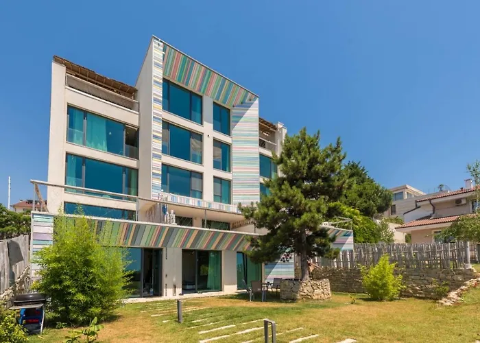 Design Lux Harmony In Bamboo Garden,no Shoes Allowed Inside Varna