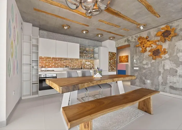 Design Lux Harmony In Bamboo Garden,no Shoes Allowed Inside Apartmán